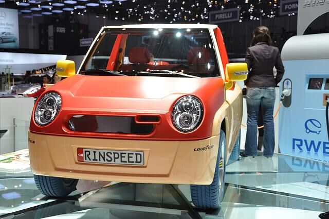 Genfer Autosalon 2011 - Exoten und Studien - neue Ideen und einige Trends