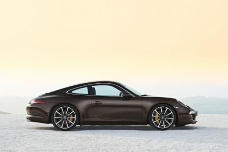 Porsche Carrera 4 2012