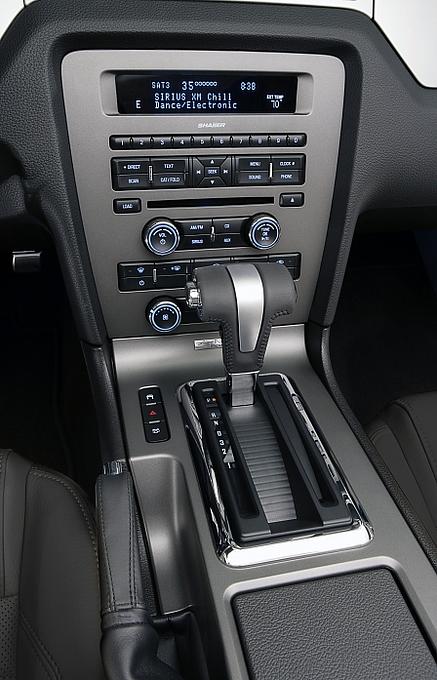 Ford Mustang 5.0 Ti-VCT V8 2010