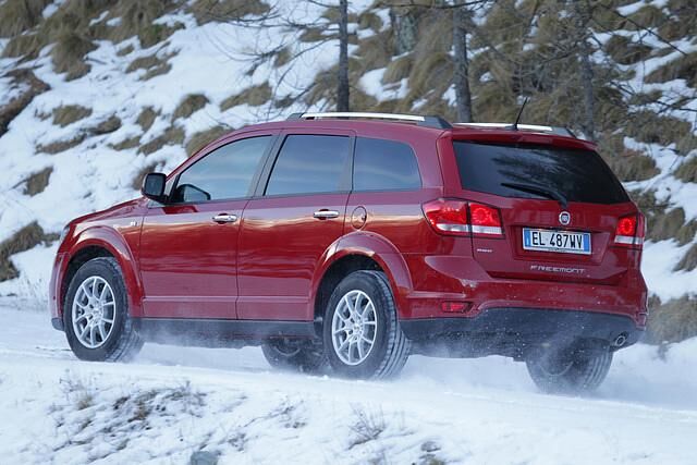 Von März an steht der Freemont AWD bei den Fiat-Händlern, die für den Wagen 32.790 Euro verlangen