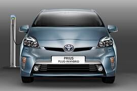 Toyota Prius Plug-in Hybrid - 25 Dosenkilometer