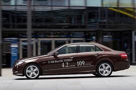 Mercedes-Neuheiten - Schwäbische Detailarbeit