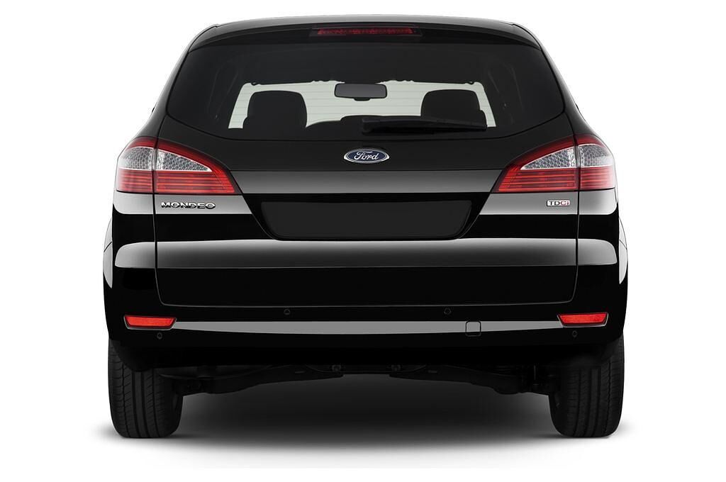 Ford Mondeo (Baujahr 2011) Titanium 5 Türen Heckansicht