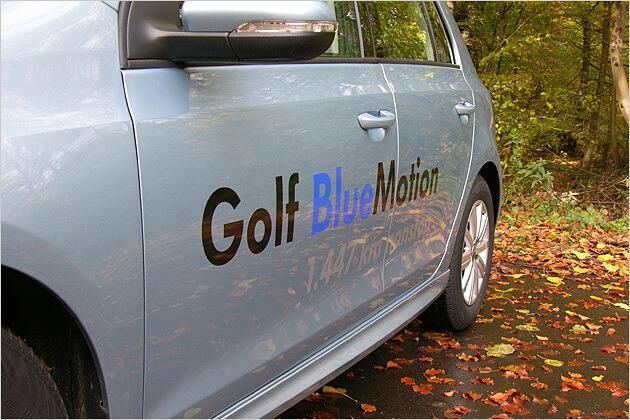 VW hat den Golf BlueMotion um 15 Millimeter tiefer gelegt