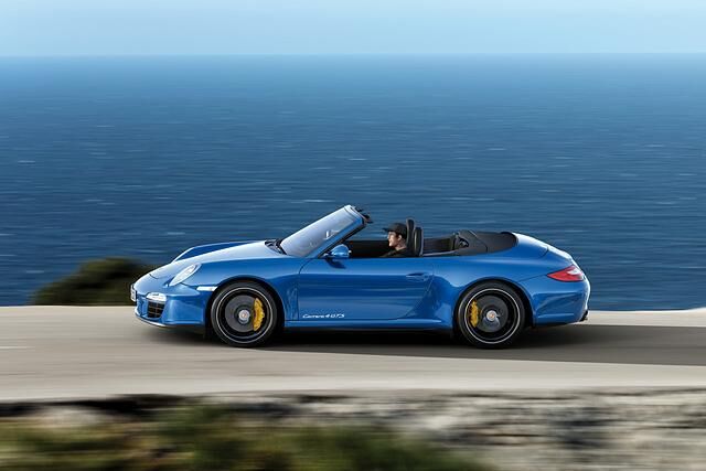 Das Carrera 4 GTS Cabrio kostet 122.071 Euro