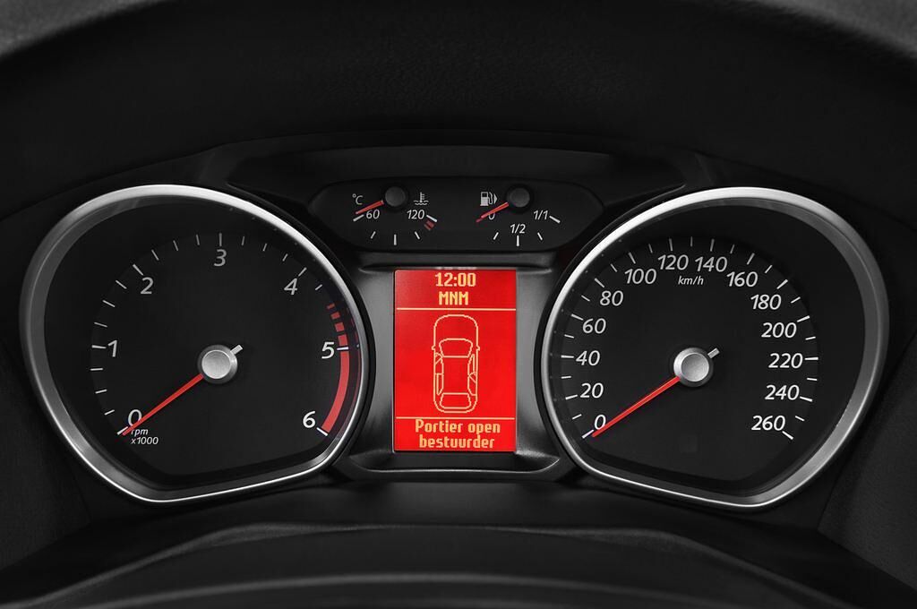 Ford Mondeo (Baujahr 2011) Trend 5 Türen Tacho und Fahrerinstrumente