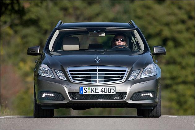 Das hakenförmige LED-Tagfahrlicht kennzeichnet die Topausstattung Avantgarde