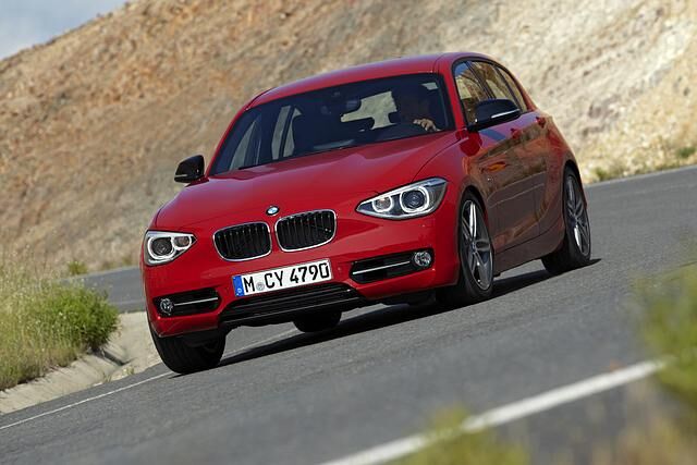 Bei der Technik unter dem Blech bleibt sich BMW zunächst treu