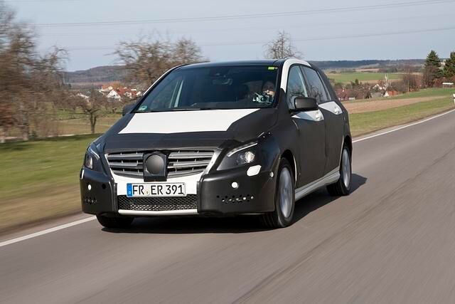 Mercedes ist außerdem mit der neuen B-Klasse vertreten
