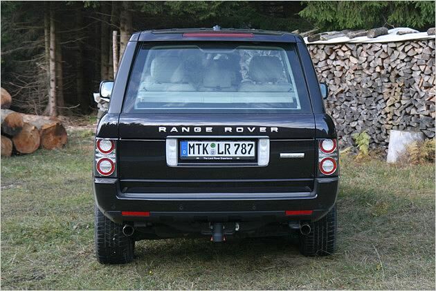 Von hinten ist der Range Rover künftig an modifizierten Rückleuchten zu erkennen