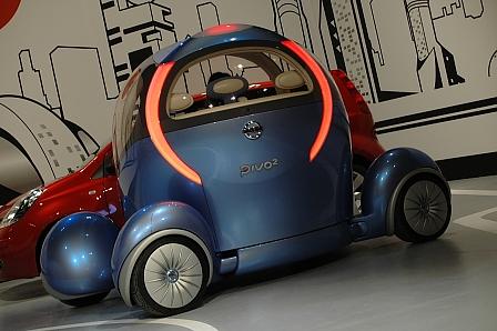 Nissan Pivo2