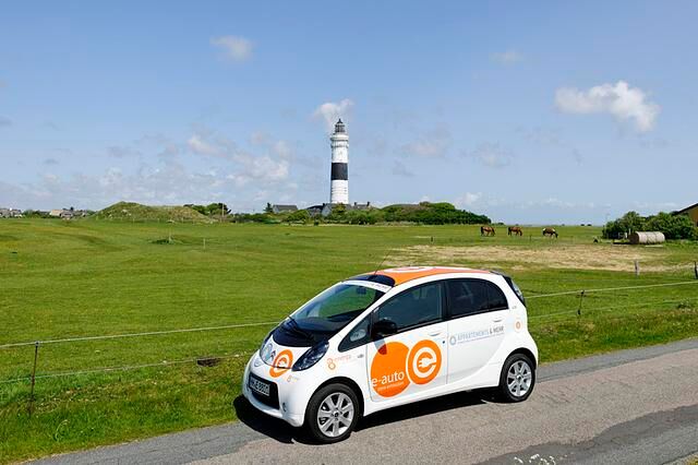 Die ersten Sylt-Elektromobile sind der Citroën C-Zero und der Berlingo First Electric