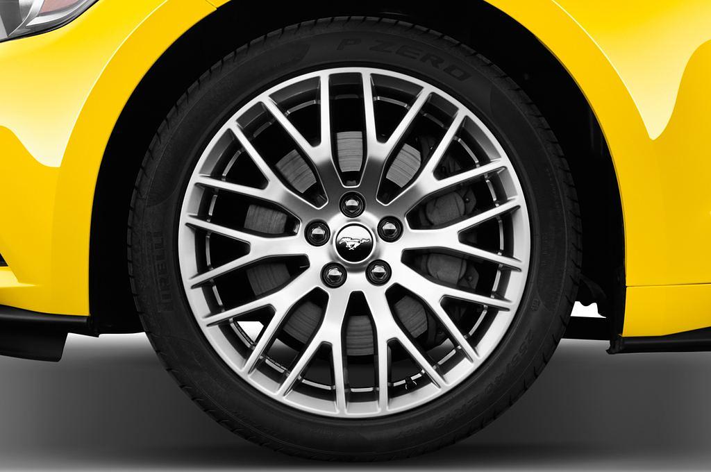 Ford Mustang (Baujahr 2016) - 2 Türen Reifen und Felge