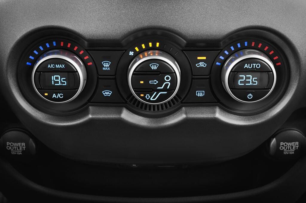 Ford Ranger (Baujahr 2013) LIMITED 4 Türen Temperatur und Klimaanlage