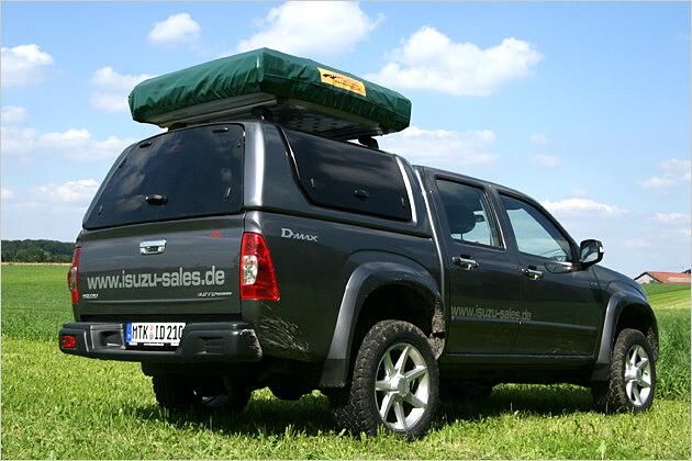 Dank Allradantrieb kommt der D-Max auch in unwegsamem Gelände zurecht