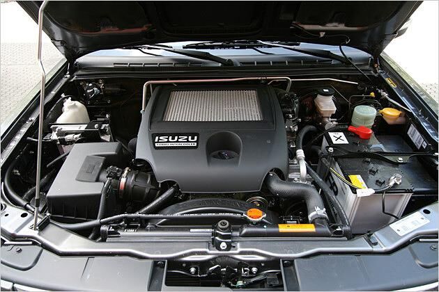 Der Dreiliter-Turbodiesel mit Common-Rail-Direkteinspritzung leistet 163 PS