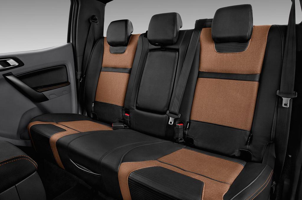 Ford Ranger (Baujahr 2016) Wildtrak 4 Türen Rücksitze