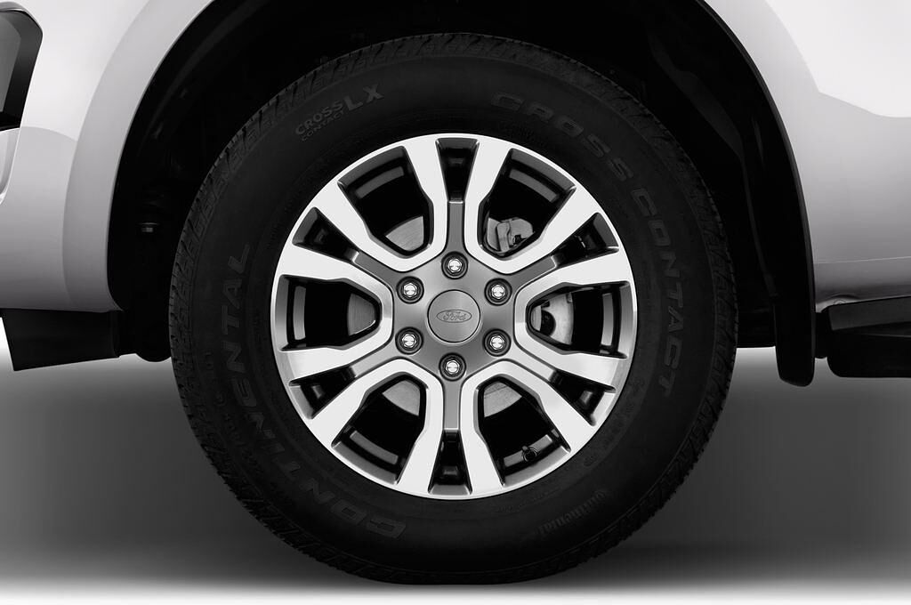 Ford Ranger (Baujahr 2016) Wildtrak 4 Türen Reifen und Felge