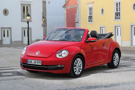 VW Beetle Cabrio - Der Retro-Käfer zieht den Hut VW Beetle Cabrio - Der Retro-Käfer zieht den Hut