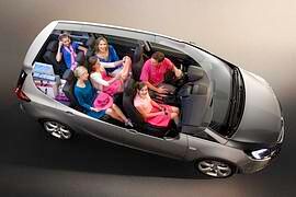 Familienautos - Zweimal Isofix und Mutti in der Mitte