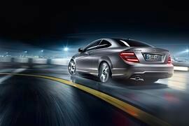 Fahrbericht: Mercedes C 250 Sport - Sportsgeist für Sparbrötchen Fahrbericht: Mercedes C 250 Sport - Sportsgeist für Sparbrötchen