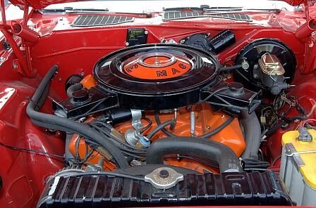 V8-Motor: Dodge