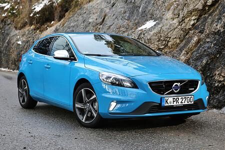 Volvo V40 Cross Country + R-Design - Zwei Blender ohne Fehl und Tadel (Kurzfassung)