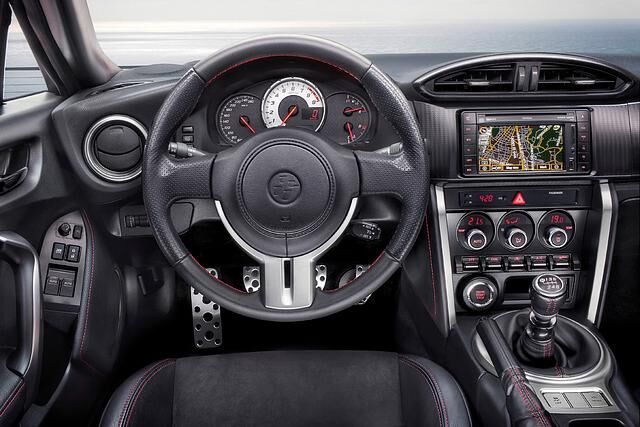 Das 4,24 Meter lange Auto passt auch zu Normalos