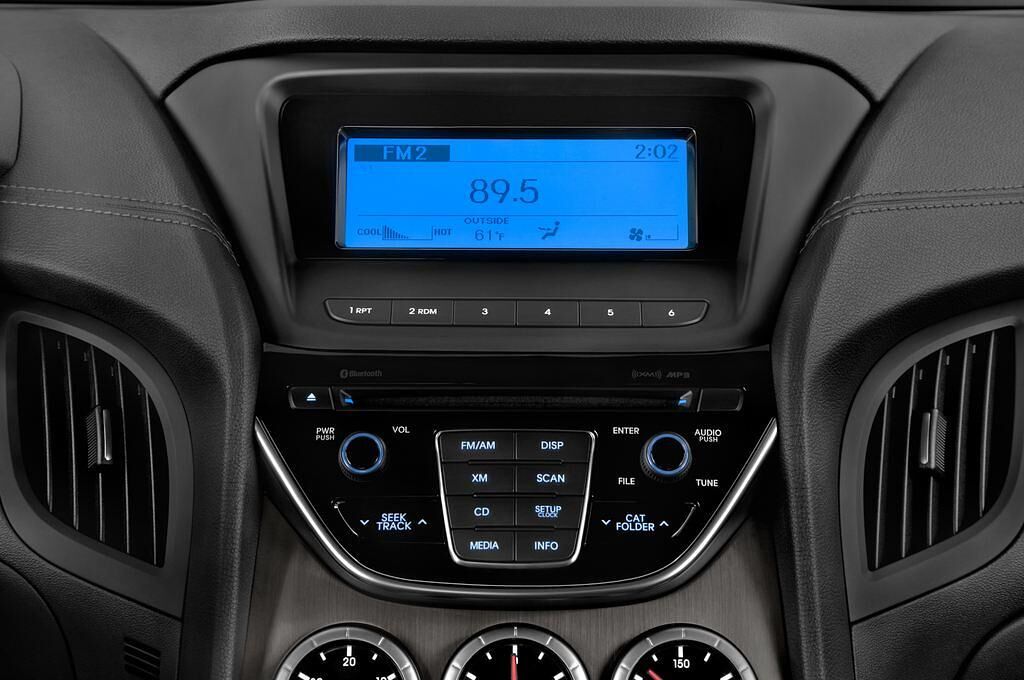 Hyundai Genesis (Baujahr 2013) - 2 Türen Radio und Infotainmentsystem