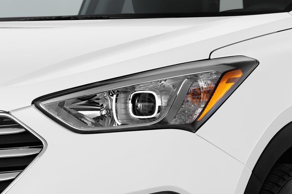 Hyundai Grand Santa Fe (Baujahr 2014) Premium 5 Türen Scheinwerfer
