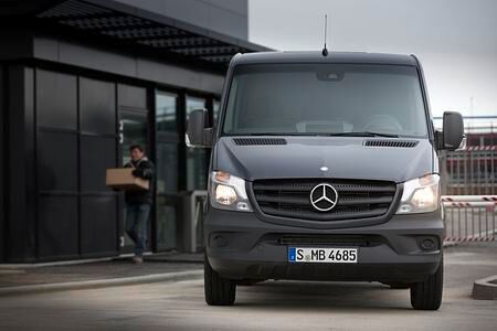 Mercedes-Benz Sprinter - Auch bei Sturm in der Spur Mercedes-Benz Sprinter - Auch bei Sturm in der Spur