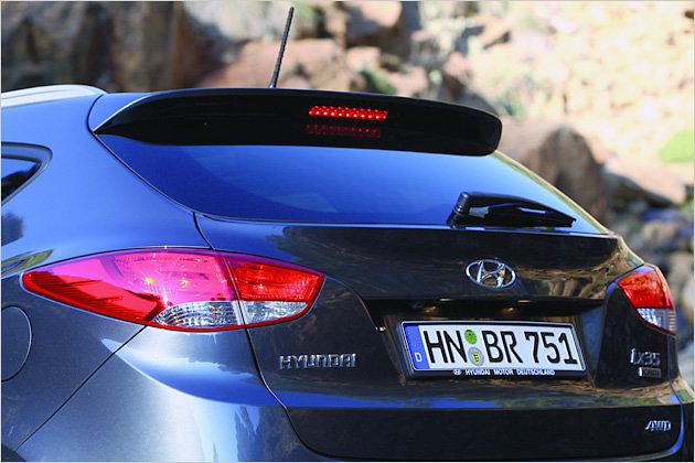 Ein Dachspoiler sorgt für einen sportlichen Heckabschluss