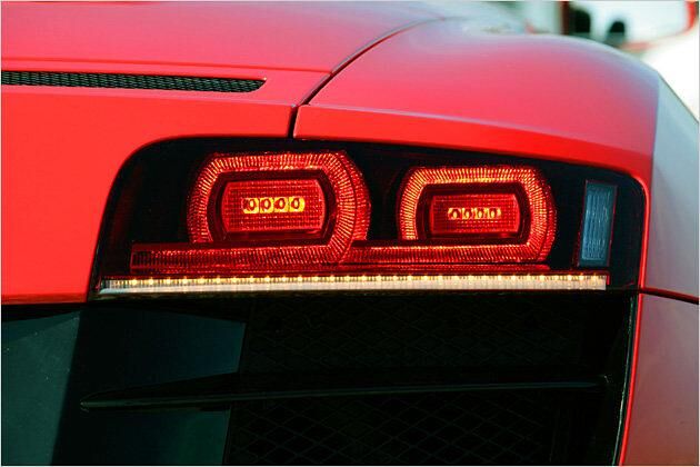 Auch die Heckleuchten werden von LED gebildet