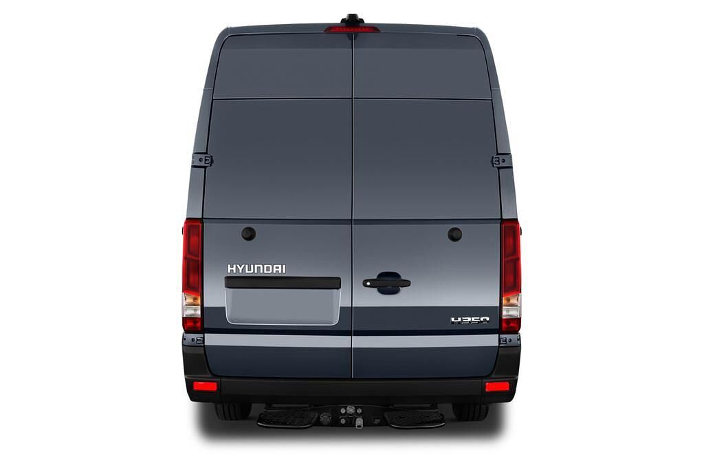 Hyundai H350 (Baujahr 2015) Eco 4 Türen Heckansicht
