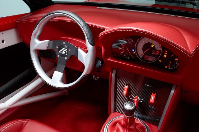 Das Cockpit wurde für den Rennsport überarbeitet