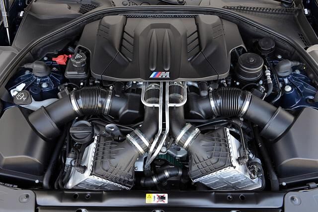 Das M6 Coupé ist ab Herbst für 123.600 Euro verfügbar