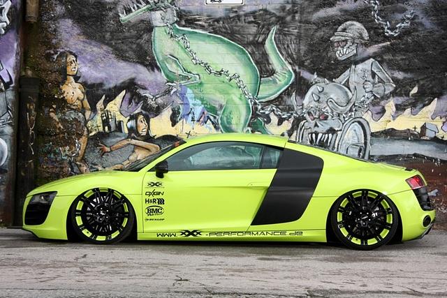 Durch das Gewindefahrwerk rückt der Audi näher zum Asphalt