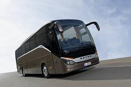 Neuer Setra-Reisebus - Daimler überarbeitet Top-Modell Neuer Setra-Reisebus - Daimler überarbeitet Top-Modell