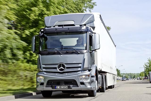 Mercedes Benz Antos - Kleiner Brocken
