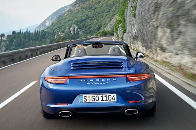 Die vier Krallen werden dann für die schon verfügbaren Modelle jeweils als Carrera, S, Coupé und Cabrio angeboten
