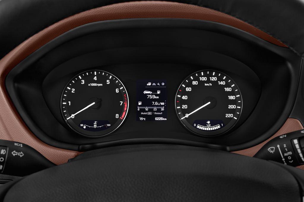 Hyundai I20 (Baujahr 2015) Style 5 Türen Tacho und Fahrerinstrumente