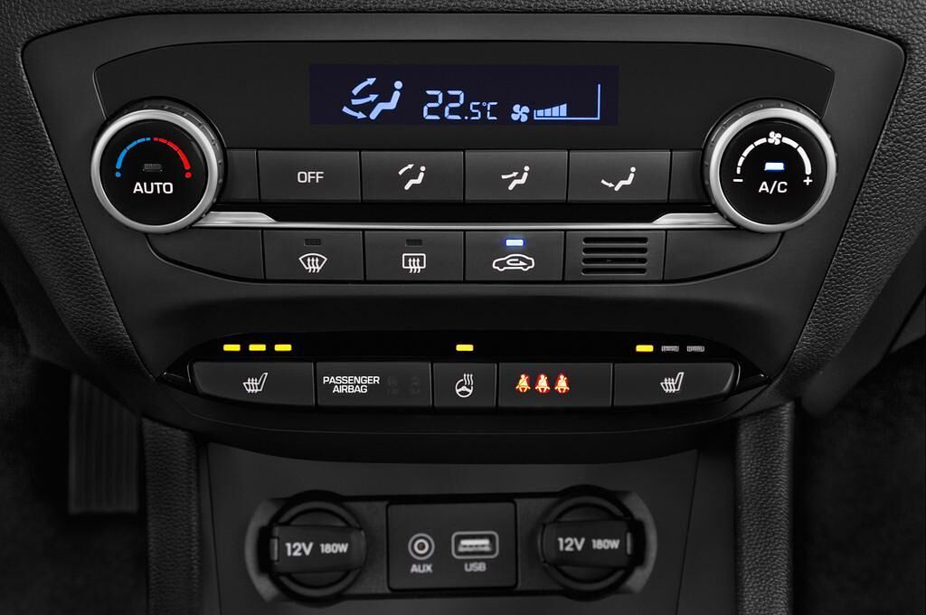 Hyundai I20 (Baujahr 2015) Style 5 Türen Temperatur und Klimaanlage