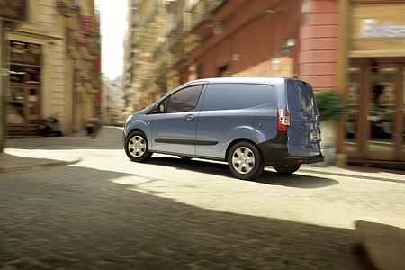 Ford Transit Courier - Der Vierte im Bunde (Kurzfassung) Ford Transit Courier - Der Vierte im Bunde (Kurzfassung)