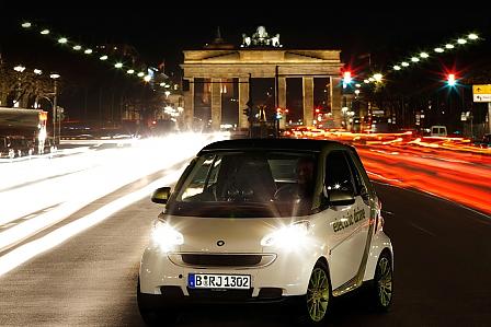 Die Autobauer wollen Deutschland zum Leitmarkt für 
Elektromobilität machen.