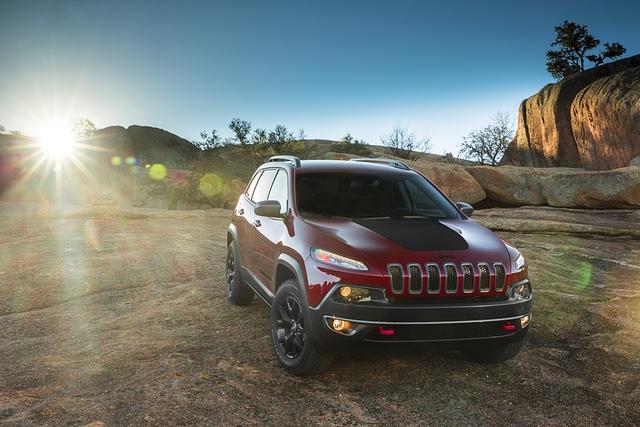 Nach der Übernahme durch Fiat auf der Plattform des Alfa Giulietta aufgebaut, gehört der Jeep Cherokee zu den ersten US-Modellen, die „Italy Inside“ haben.