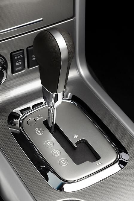 Nissan Pathfinder/Navara 2010