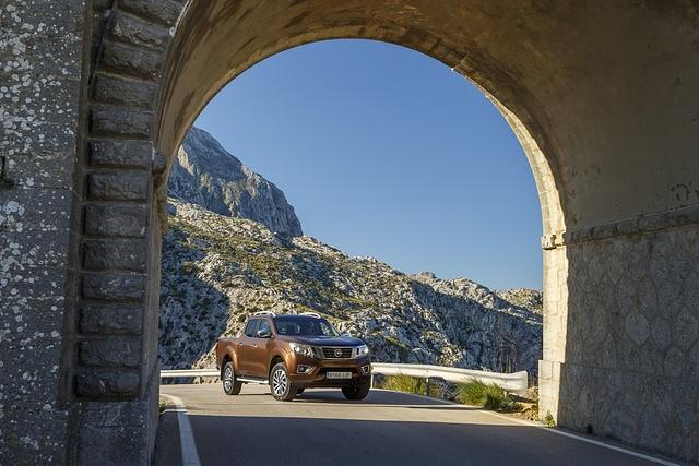 Der Pick-up fährt sich auf Asphalt durchaus manierlich