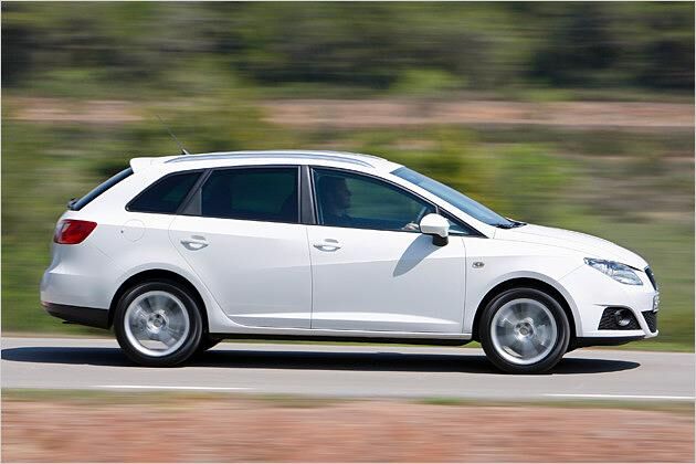 Mit 4,23 Meter ist der Kombi nur 18 Zentimeter länger als die Limousine - bei gleichem Radstand