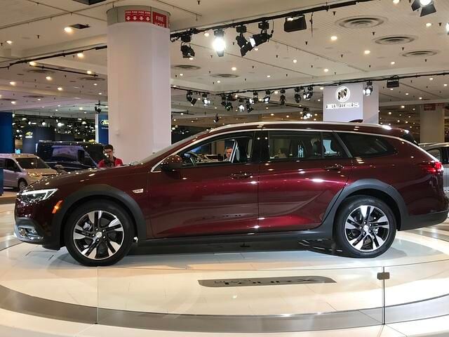 Buick Regal Tour X