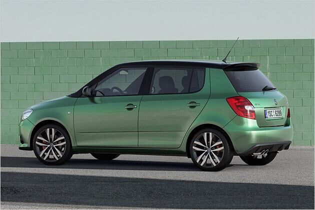 Einige optische Änderungen lassen den Kleinwagen sportlicher auftreten